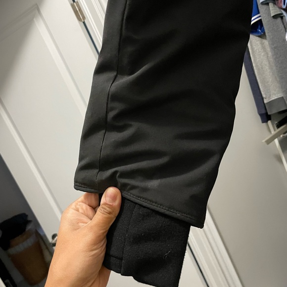 Never really worn Canada Goose Ellesmere Large - Picture 4 of 13